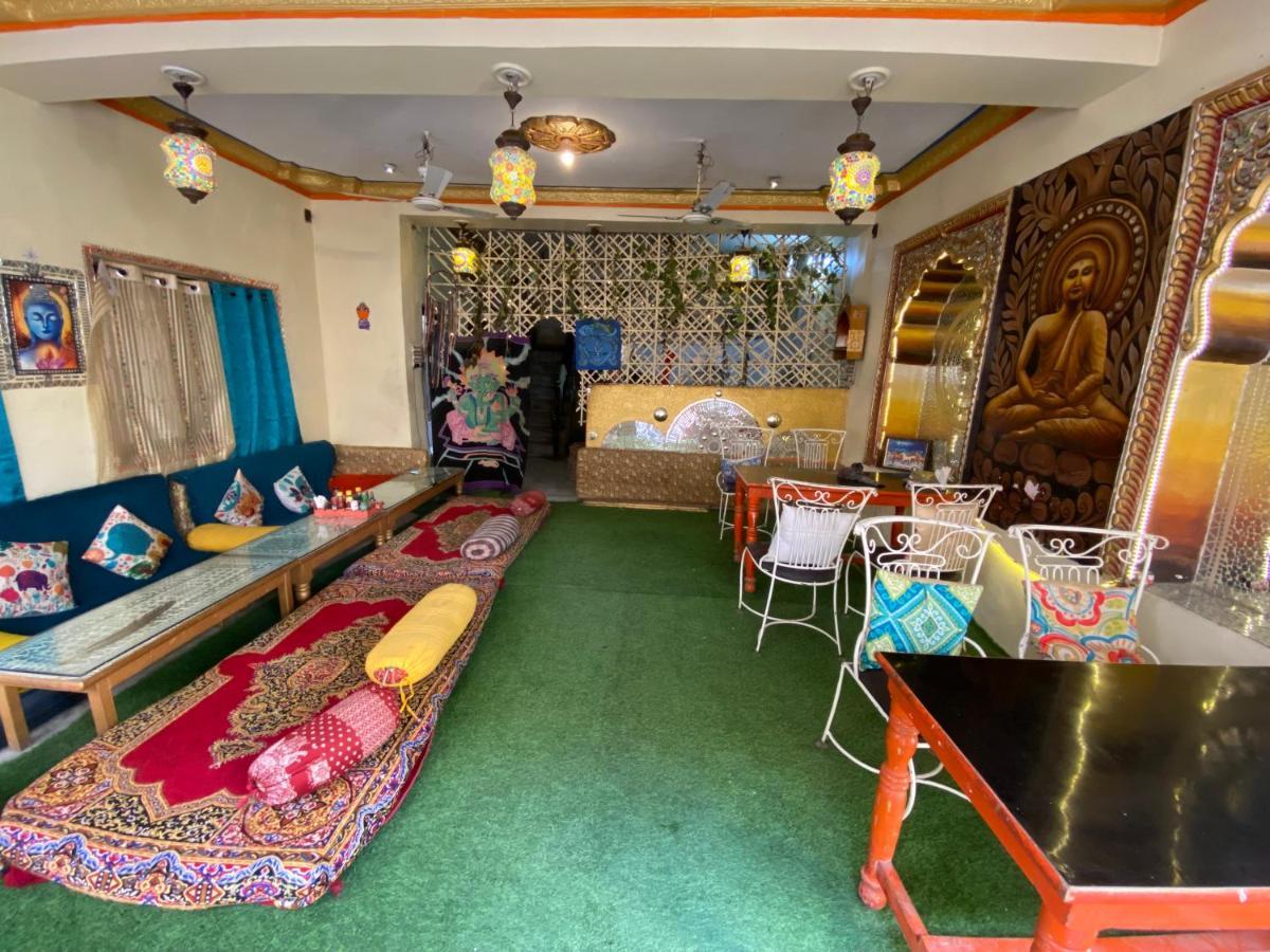 Hotel Buddha Stay พุชการ์ ภายนอก รูปภาพ